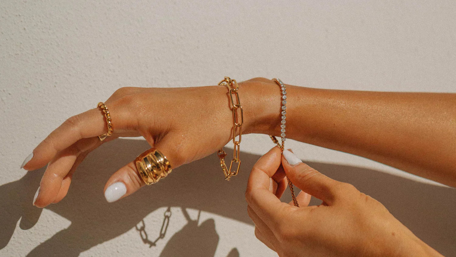 5 Elegant Jewelry Trends Every Woman Should Know in 2025
