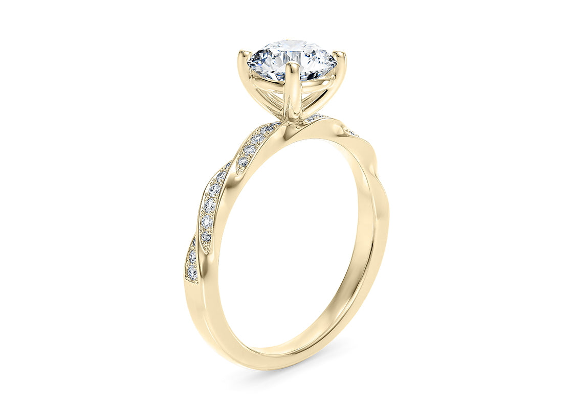 Kayak Princess Cut Diamond Band in 18K Gold – Elegant Band for Women
