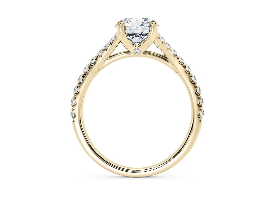 Teton Round Cut Diamond Band in 18K Gold – Elegant Band for Women