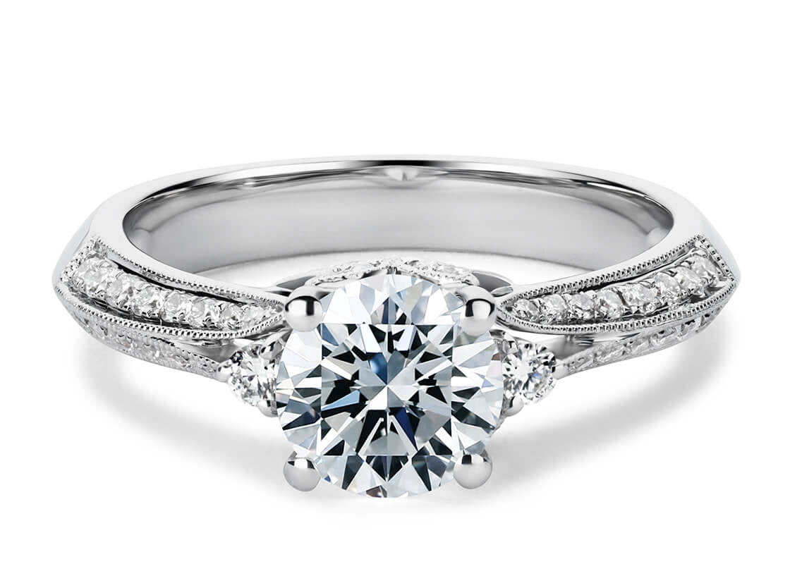 Positano Vintage Round Lab Grown Diamond Ring in 18k Gold