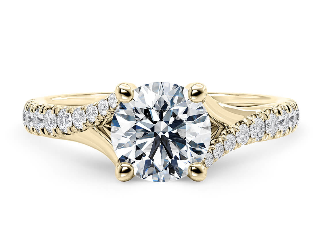 Teton Round Cut Diamond Band in 18K Gold – Elegant Band for Women