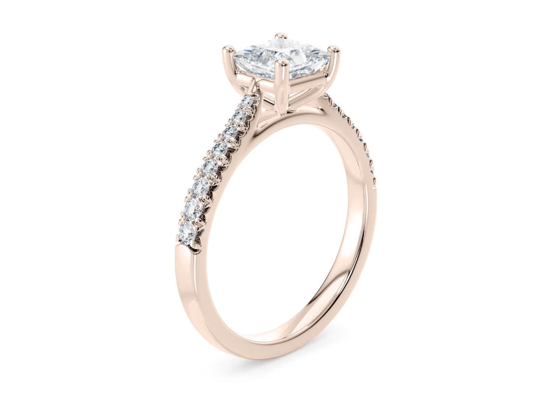 Sandstone Princess Cut Diamond Band in 18K Gold – Elegant Band for Women